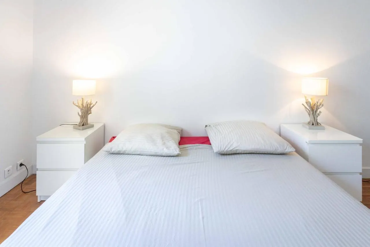 - Spacious 3 Flat For Families - 3 Minutes From Metro Station Paris